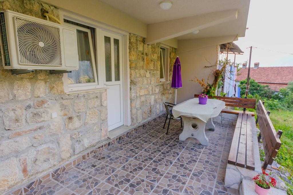 Paradise Bay Apartments Kotor Exterior foto